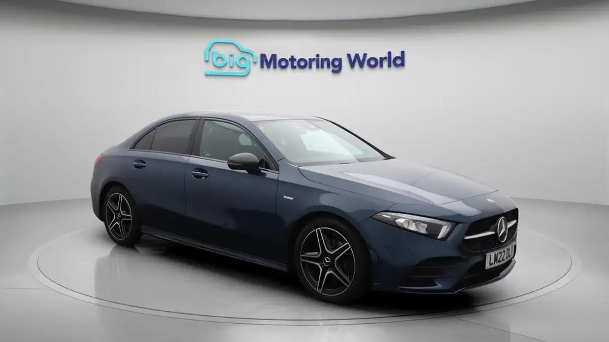 2022-mercedes-benz-a-class-13-a180-amg-line-executive-edition-saloon-4d-7g-dct-big-1