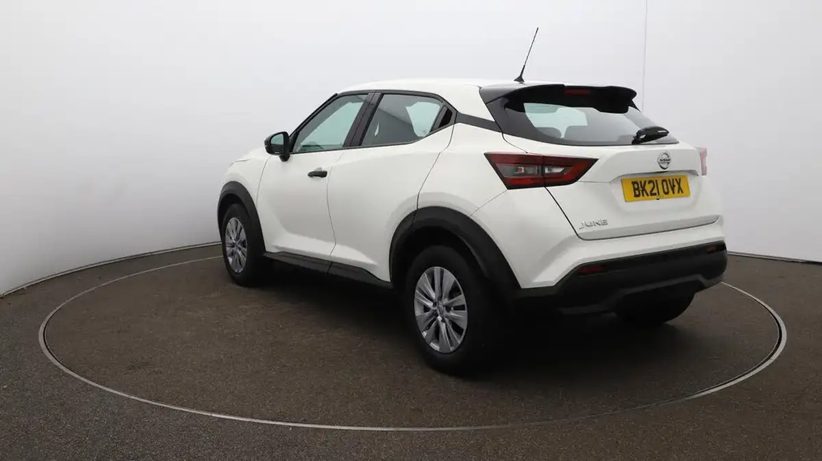 2021-nissan-juke-10-dig-t-visia-big-59