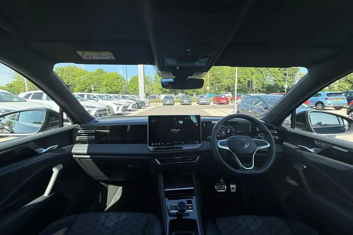 2024-volkswagen-tiguan-15-etsi-r-line-big-34
