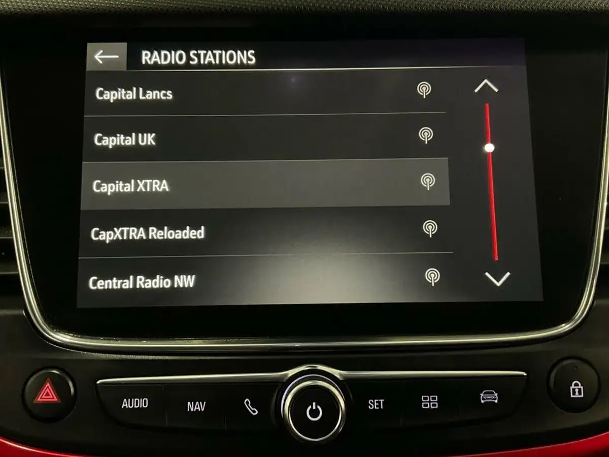 2021-vauxhall-crossland-12-sri-nav-130ps-big-51