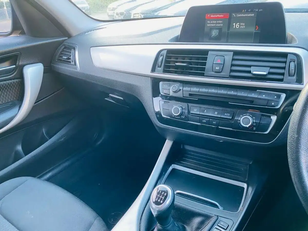 2018-bmw-1-series-15td-116d-se-business-5d-big-17