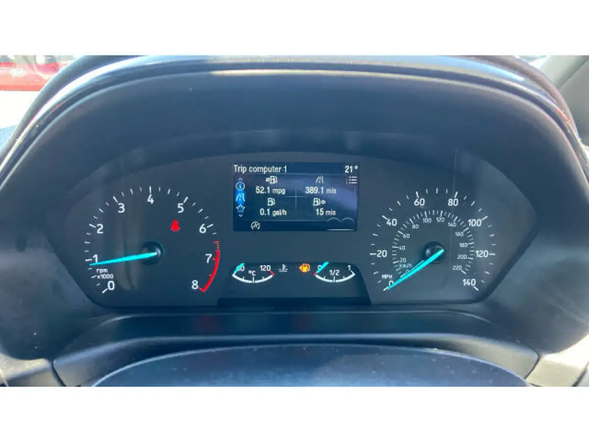 2023-ford-fiesta-big-17