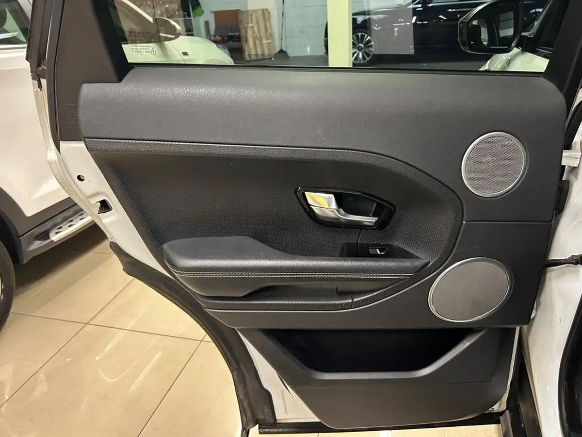 2014-land-rover-range-rover-evoque-22sd4-dynamic-hatchback-5d-auto-big-33