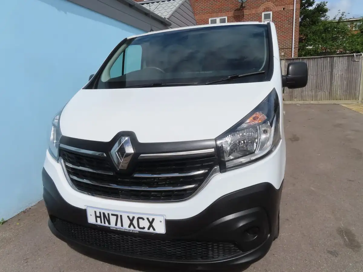 2021-renault-trafic-20dci-ll30-energy-120-business-panel-big-3