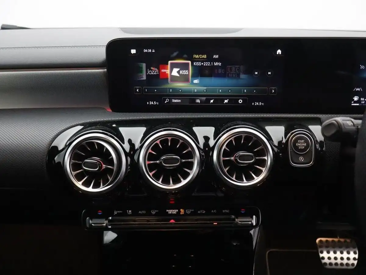 2022-mercedes-benz-a-class-13-a180-amg-line-executive-edition-hatchback-5d-7g-dct-big-16
