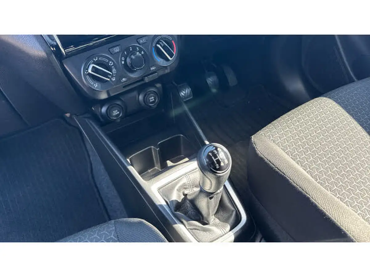 2021-suzuki-swift-12-dualjet-sz-l-big-12