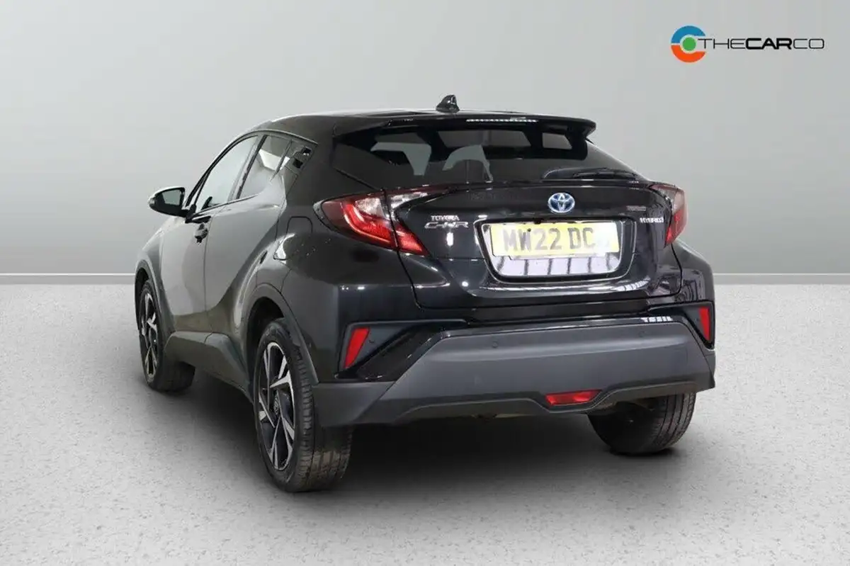 2022-toyota-c-hr-18-vvt-i-design-big-6