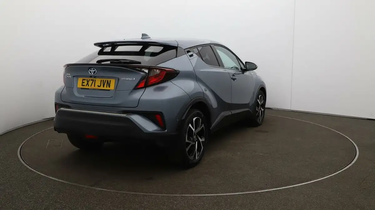 2021-toyota-c-hr-18-vvt-i-design-big-56