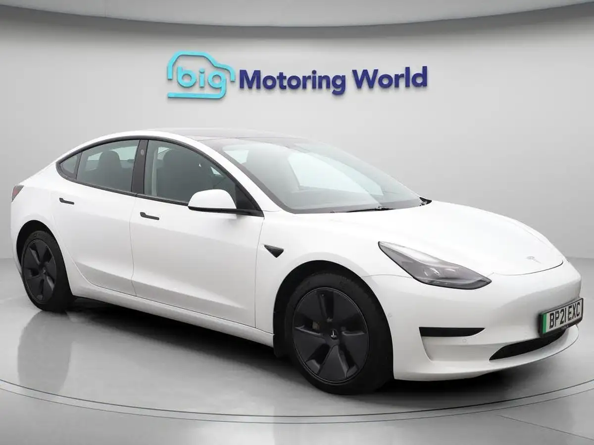 2021-tesla-model-3-e-standard-plus-big-0