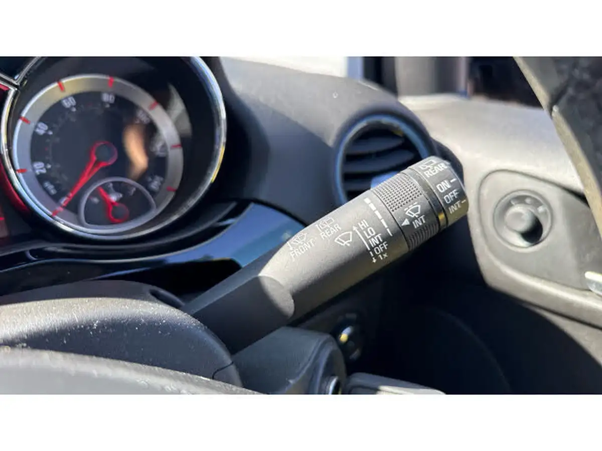 2018-vauxhall-adam-12i-energised-big-32