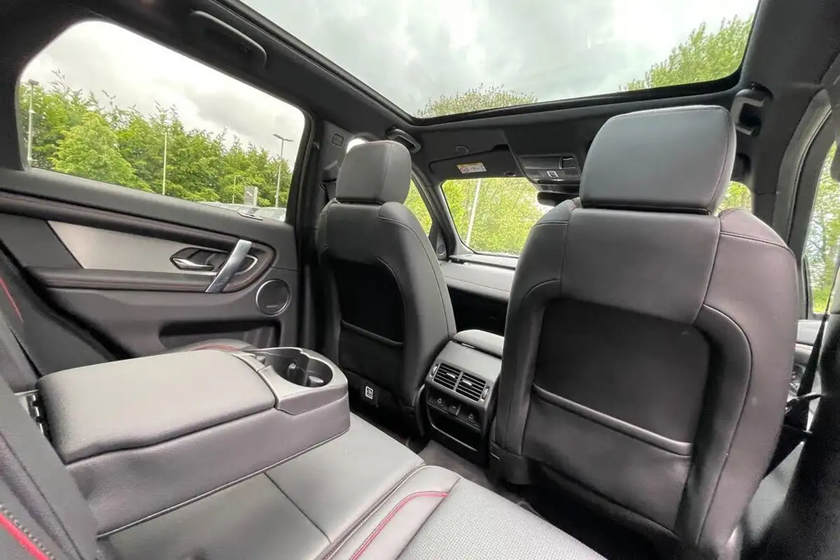 2022-land-rover-discovery-sport-20-d200-r-dynamic-se-big-45