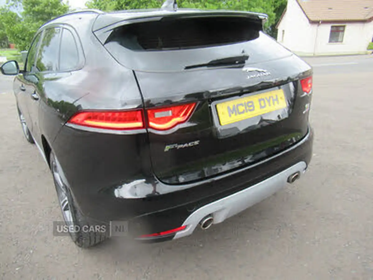 2019-jaguar-f-pace-30td-s-v6-ss-big-5