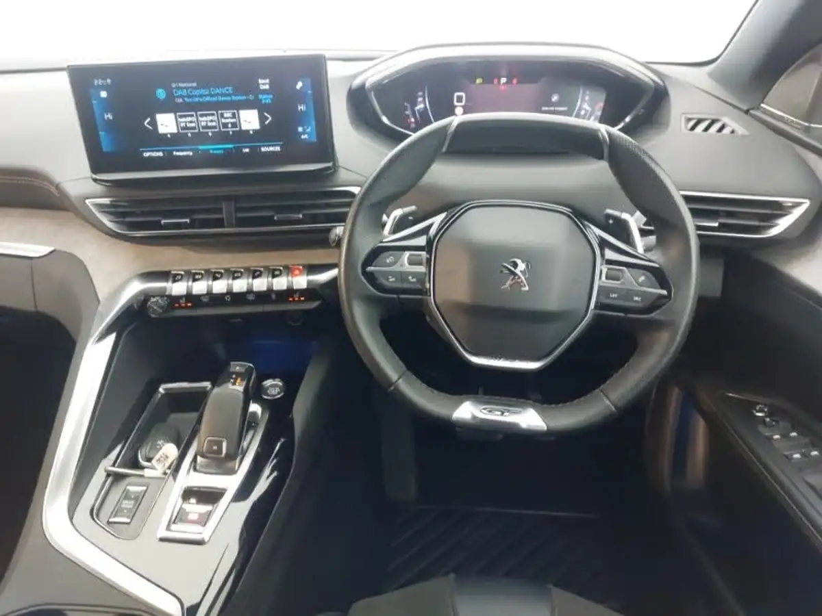 2022-peugeot-5008-suv-16-puretech-gt-premium-big-6