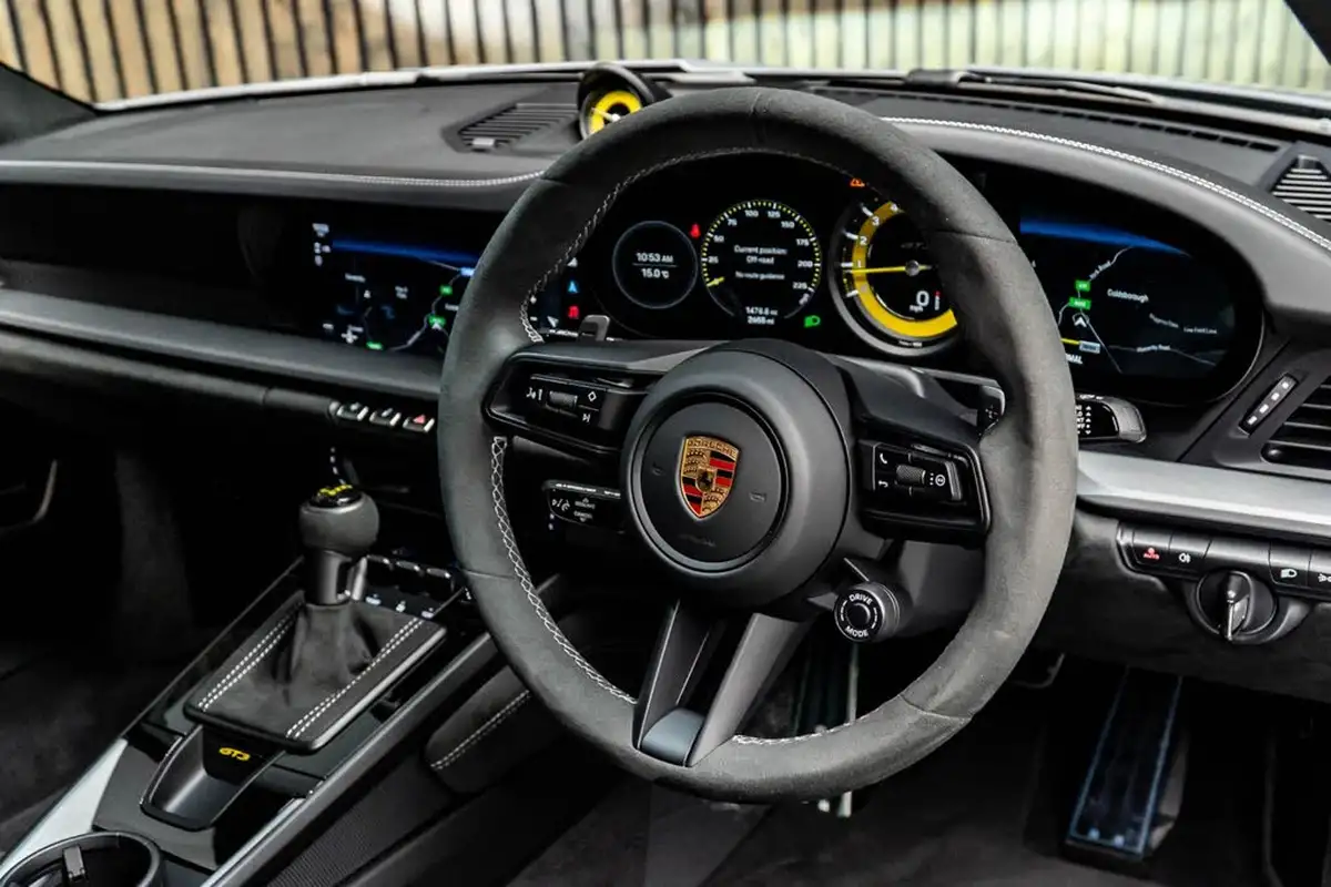 2022-porsche-911-40-gt3-rwd-pdk-big-21