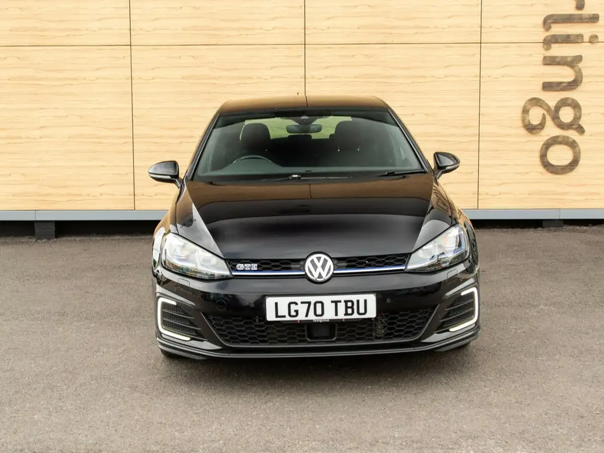 2020-volkswagen-golf-14-tsi-gte-advance-big-4