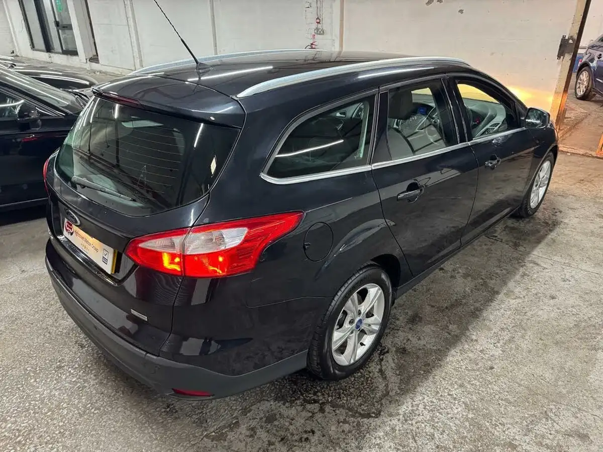 2012-ford-focus-16tdci-zetec-115ps-estate-big-3