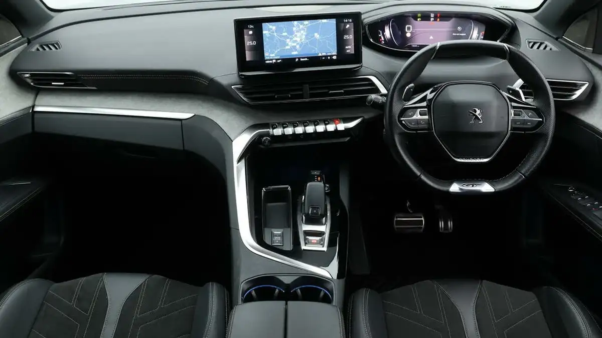 2022-peugeot-3008-suv-12-puretech-gt-premium-big-13