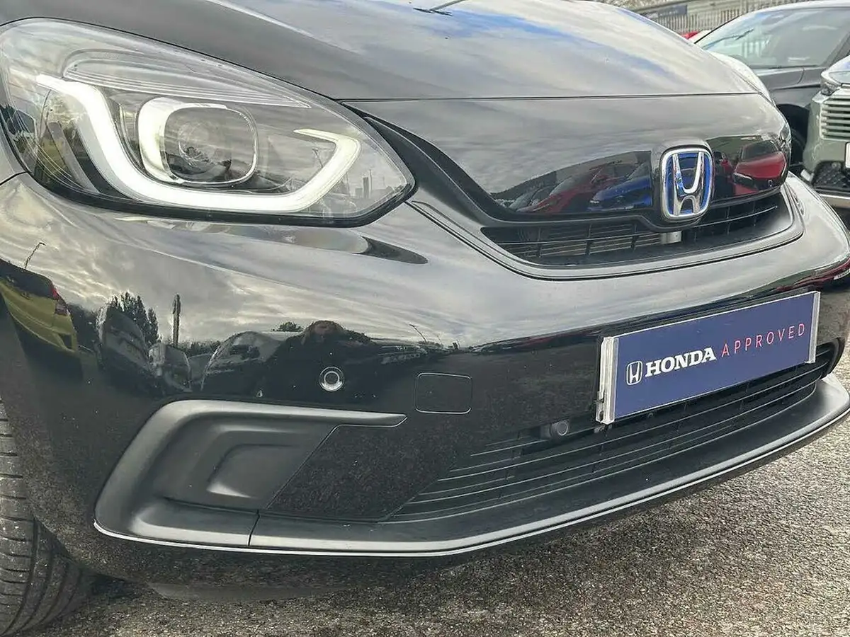 2023-honda-jazz-15-i-mmd-sr-big-3