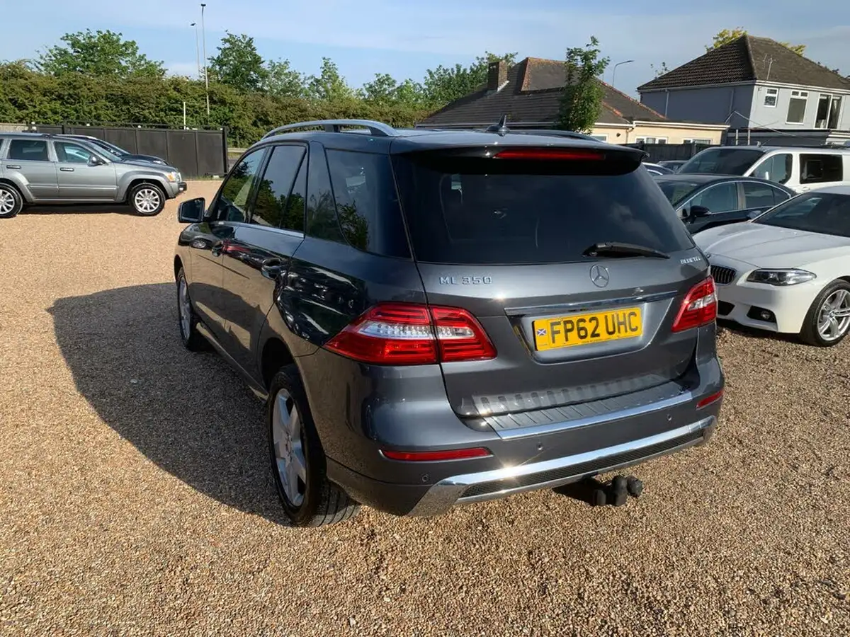 2012-mercedes-benz-m-class-30td-ml350-bluetec-sport-big-1