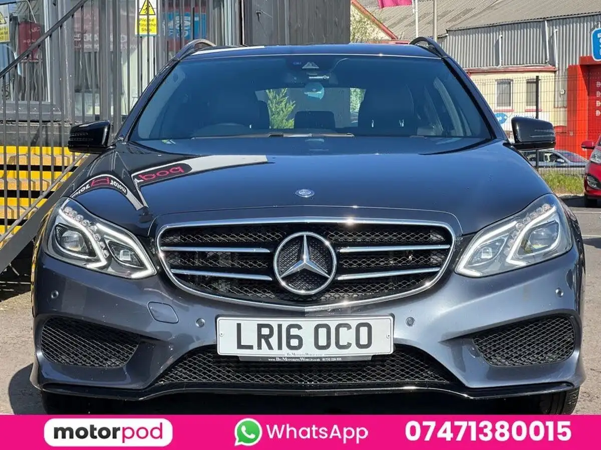2016-mercedes-benz-e-class-21cdi-e220-amg-night-edition-estate-5d-big-1