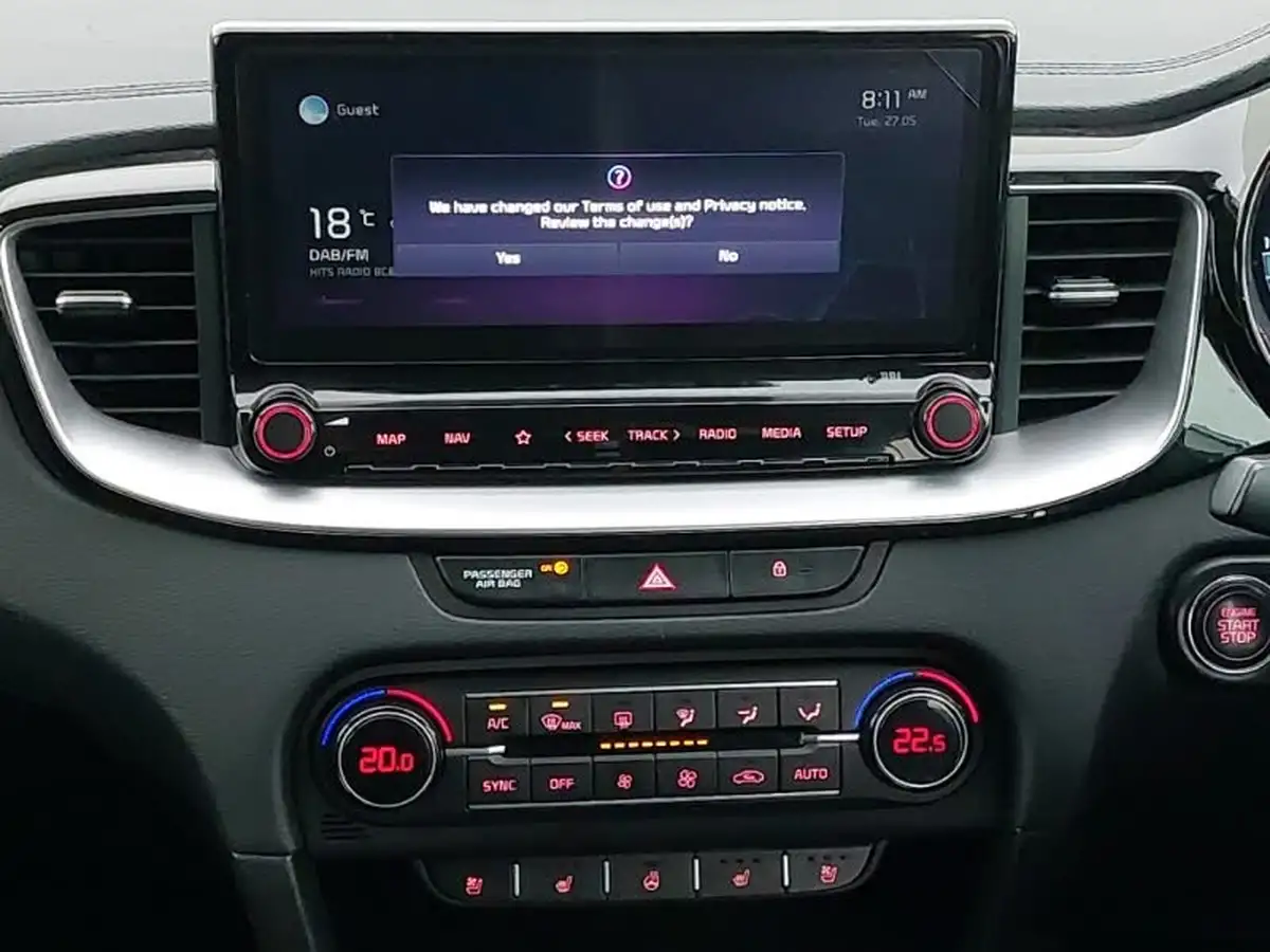 2022-kia-xceed-15-t-gdi-4-big-6