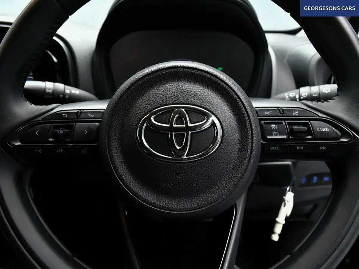 2022-toyota-aygo-x-10-vvt-i-pure-big-18