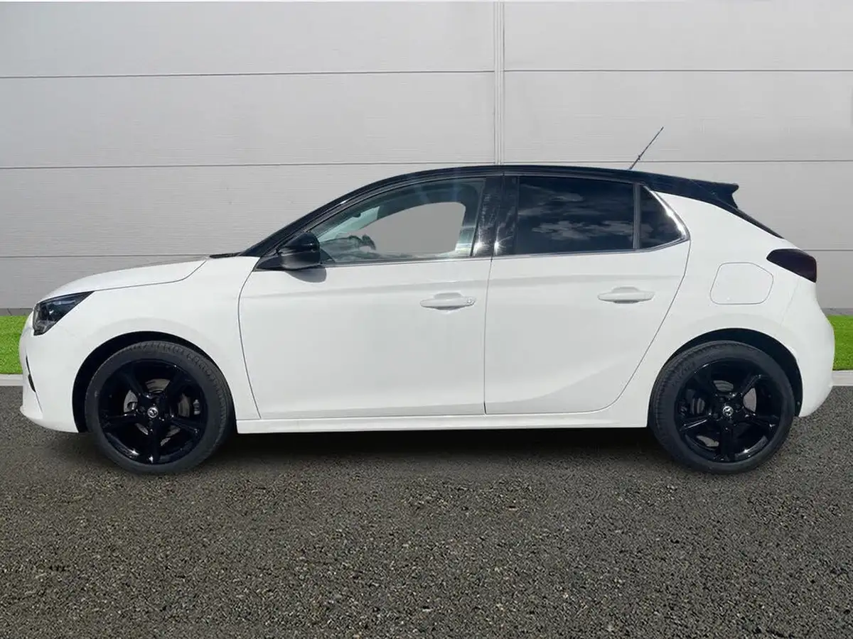 2021-vauxhall-corsa-12i-griffin-edition-big-3
