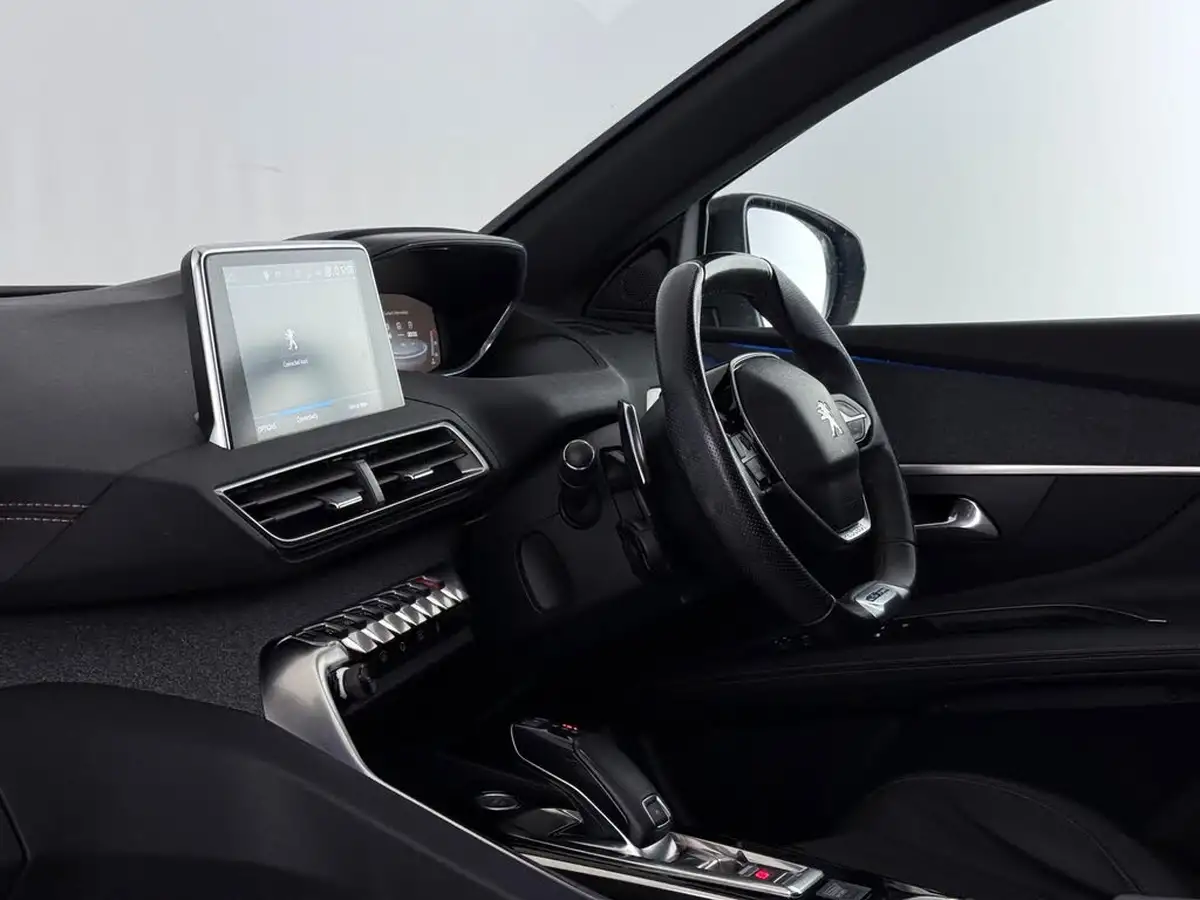 2018-peugeot-3008-suv-16-bluehdi-gt-line-eat6-big-15