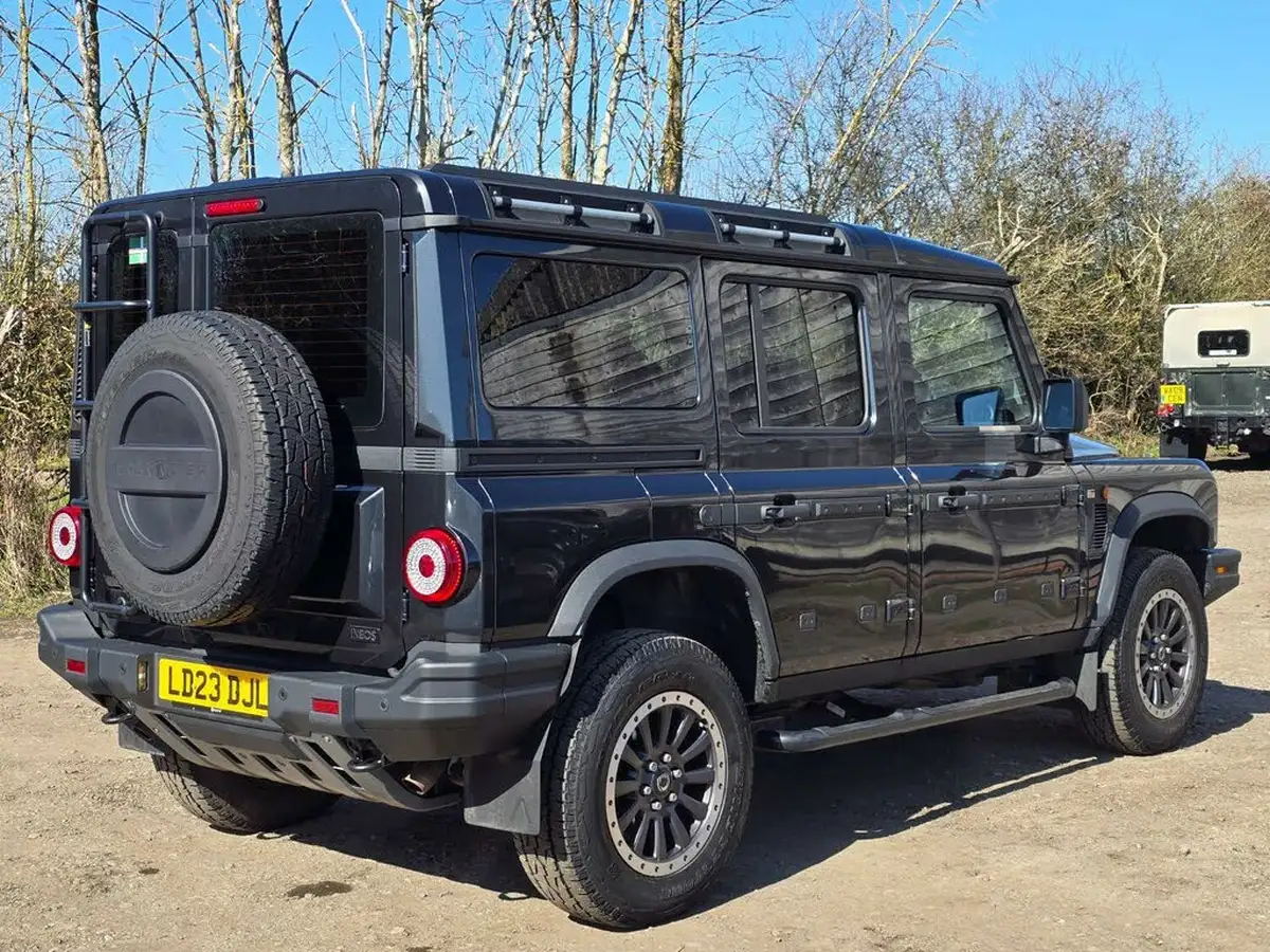 2023-ineos-grenadier-30-fieldmaster-edition-286ps-4x4-station-wagon-5d-auto-big-4
