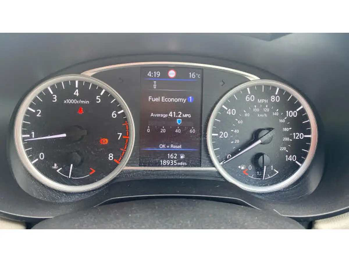 2021-nissan-micra-10-ig-t-acenta-big-27