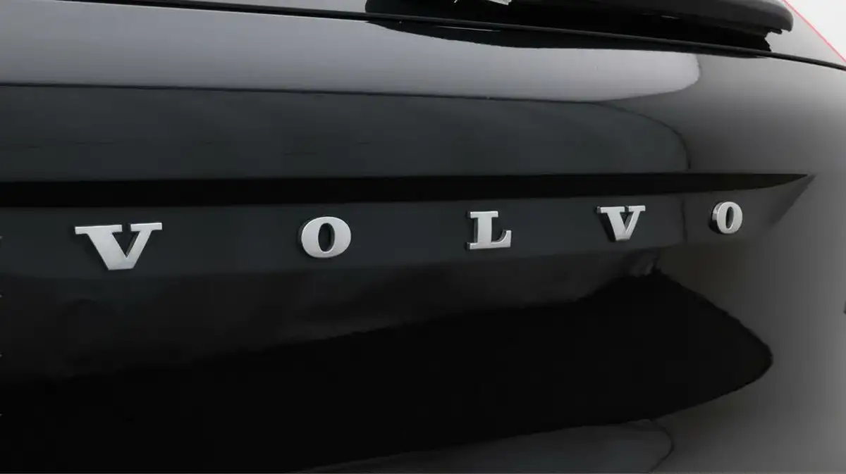 2021-volvo-xc40-20-b4-r-design-pro-197bhp-awd-geartronic-big-22