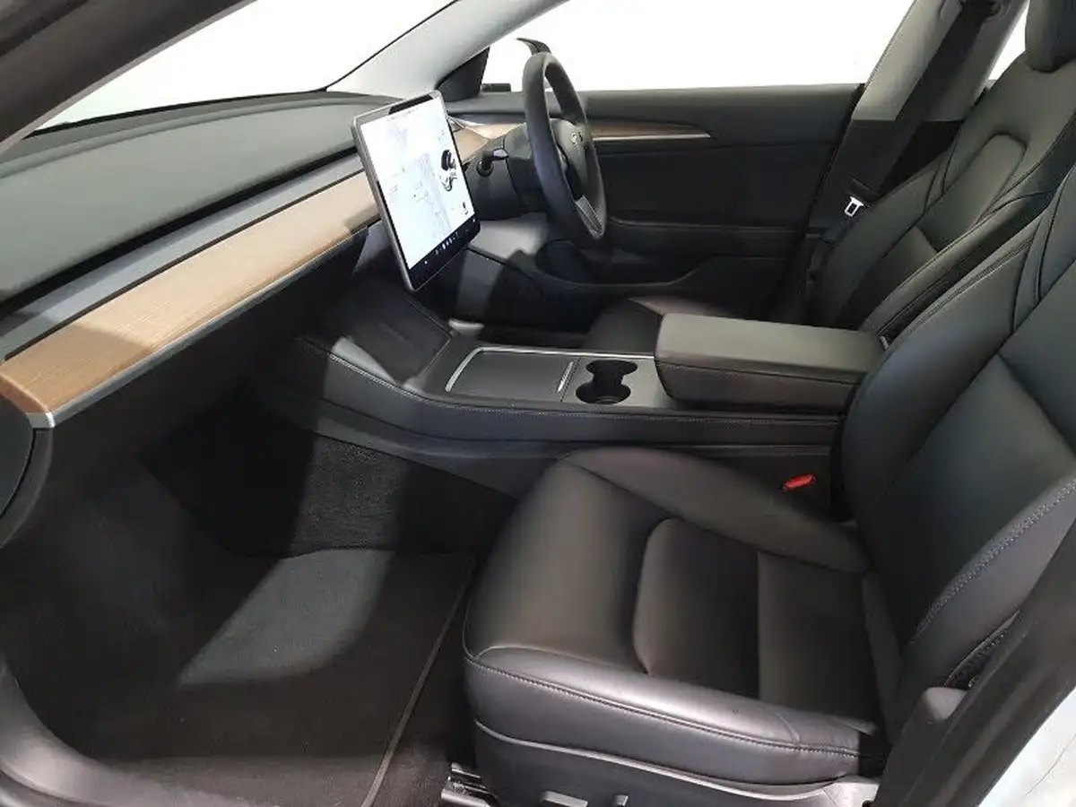 2021-tesla-model-3-e-long-range-4x4-big-4