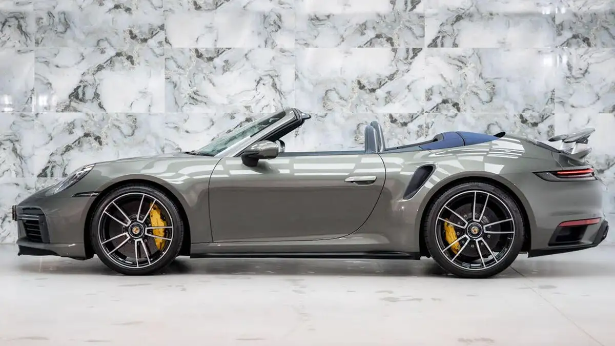 2023-porsche-911-38-turbo-s-awd-turbo-cabriolet-big-8