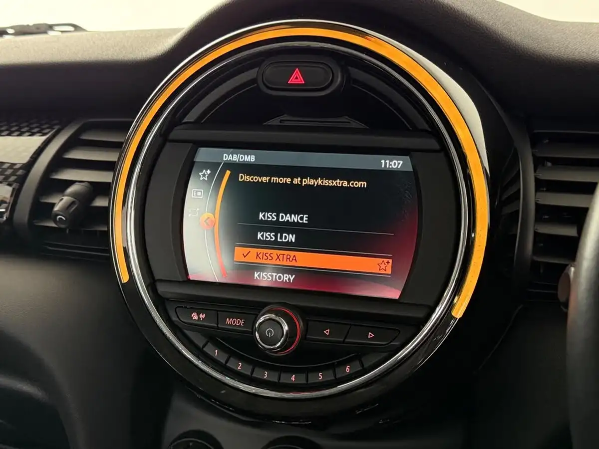 2020-mini-cooper-20-cooper-s-classic-189bhp-hatchback-5d-auto-big-29