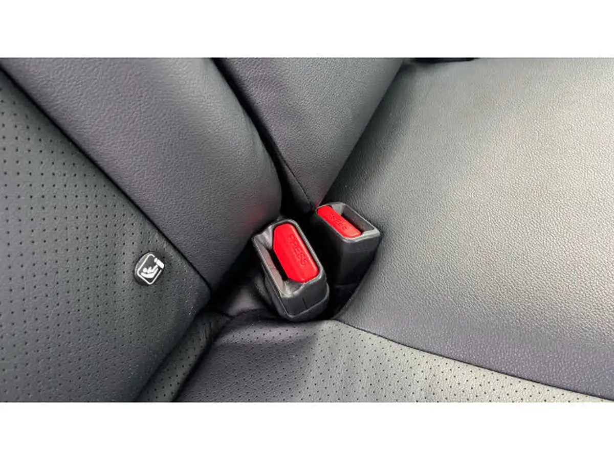 2021-nissan-leaf-e-tekna-big-16