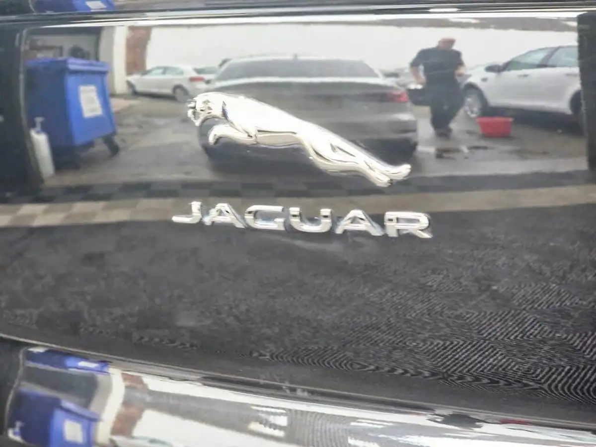 2020-jaguar-i-pace-ev400-hse-big-52