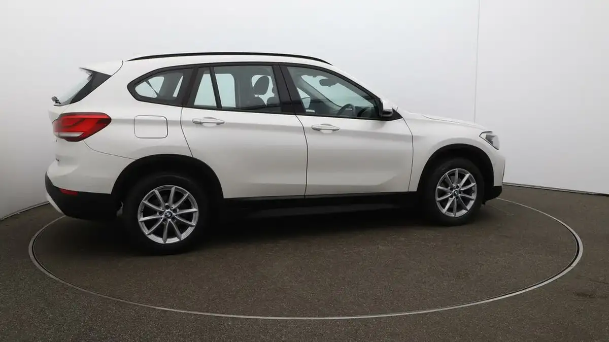 2020-bmw-x1-15-sdrive18i-se-big-42