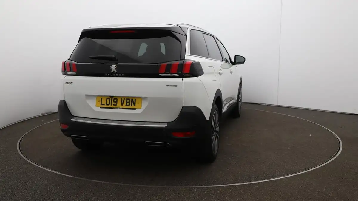 2019-peugeot-5008-suv-15-bluehdi-gt-line-premium-big-61