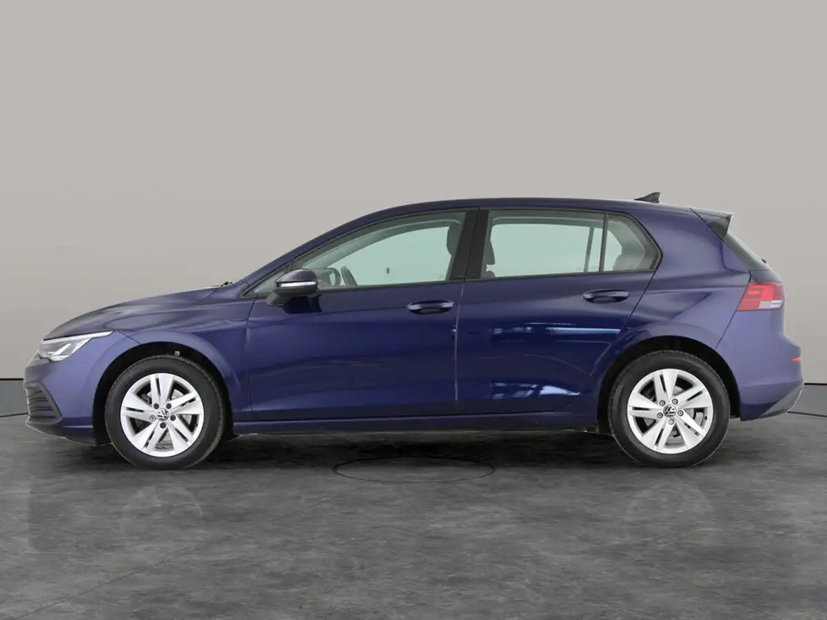 2020-volkswagen-golf-15-tsi-life-130ps-hatchback-big-4