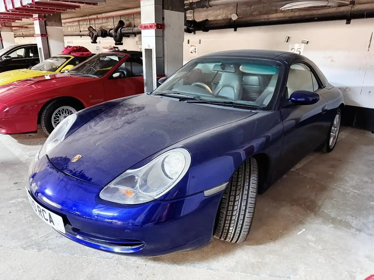 2001-porsche-911-34-carrera-4-tiptronic-s-cabriolet-big-3
