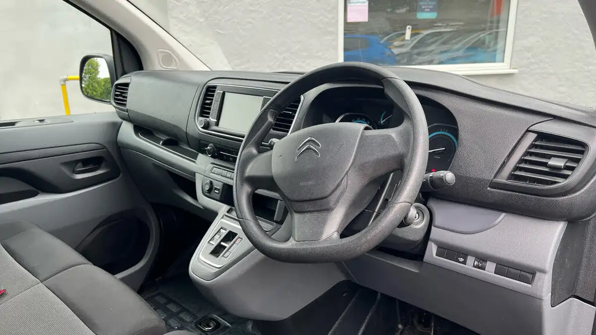 2022-citroen-dispatch-e-enterprise-pro-m-75kwh-1000-panel-big-10