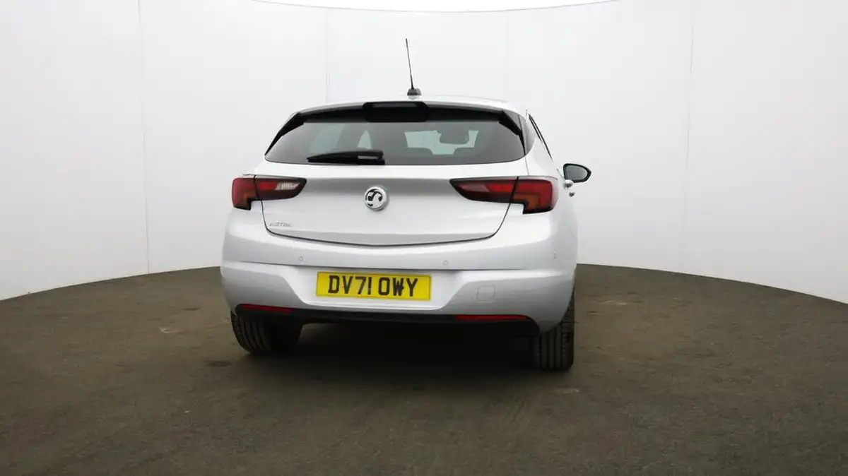 2021-vauxhall-astra-12-turbo-griffin-edition-hatchback-big-61