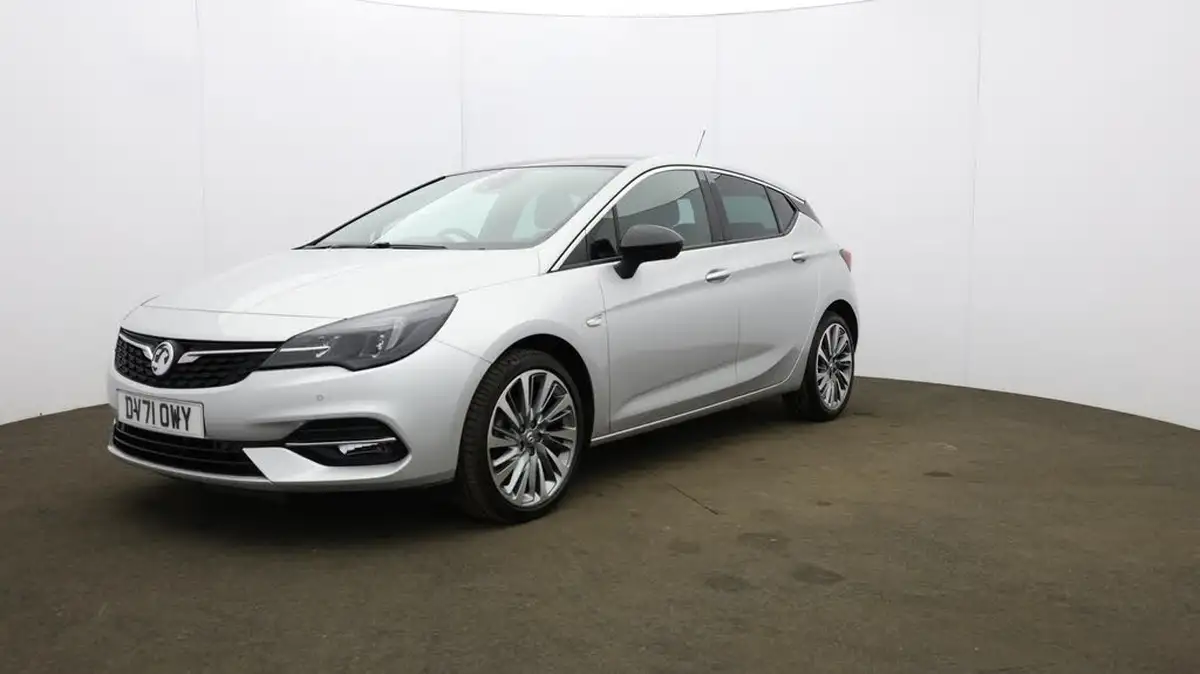 2021-vauxhall-astra-12-turbo-griffin-edition-hatchback-big-37