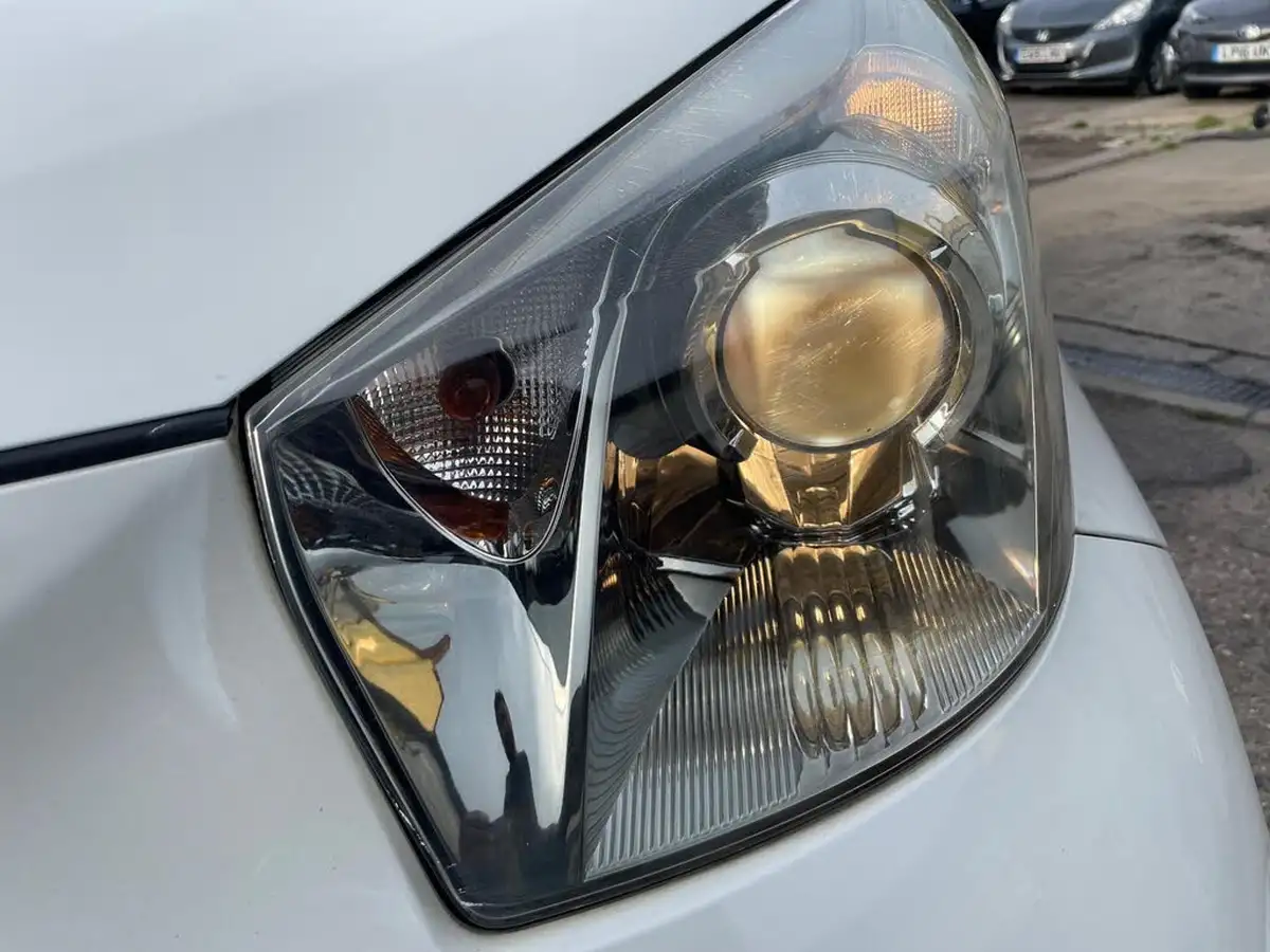 2009-toyota-iq-10-2-big-61