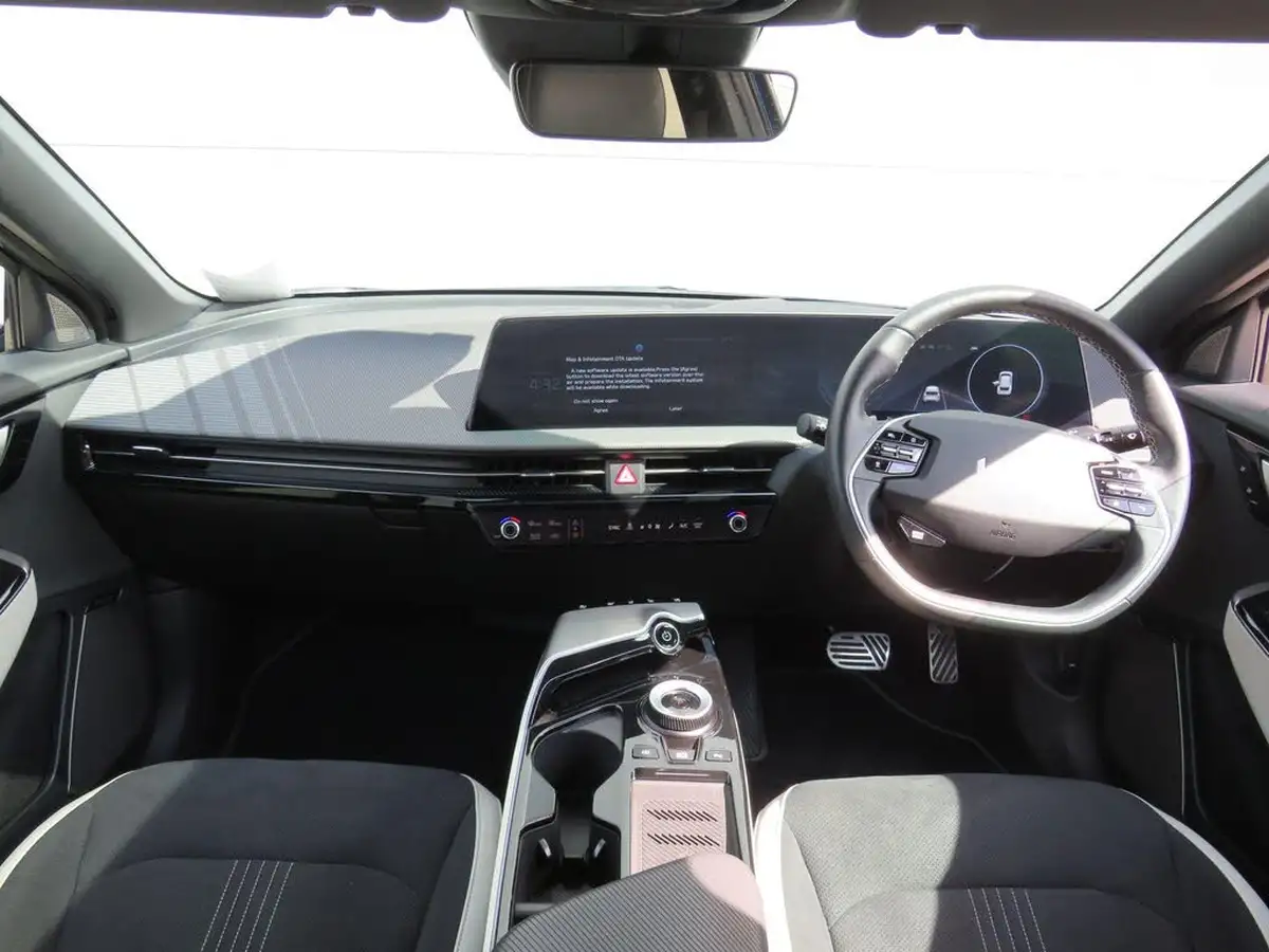 2023-kia-ev6-e-gt-line-s-225bhp-big-19