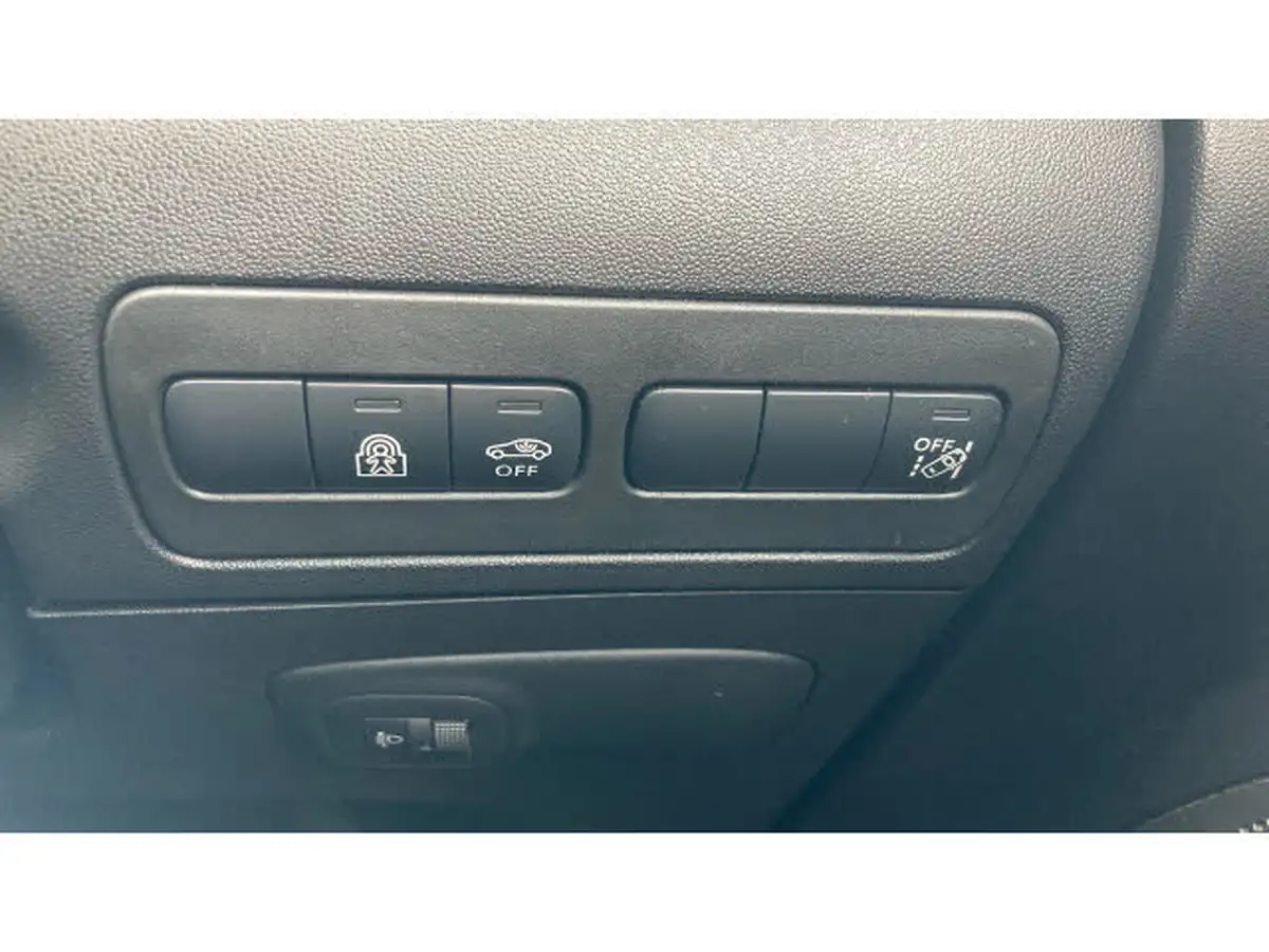 2022-citroen-c3-aircross-12-puretech-shine-110ps-big-31