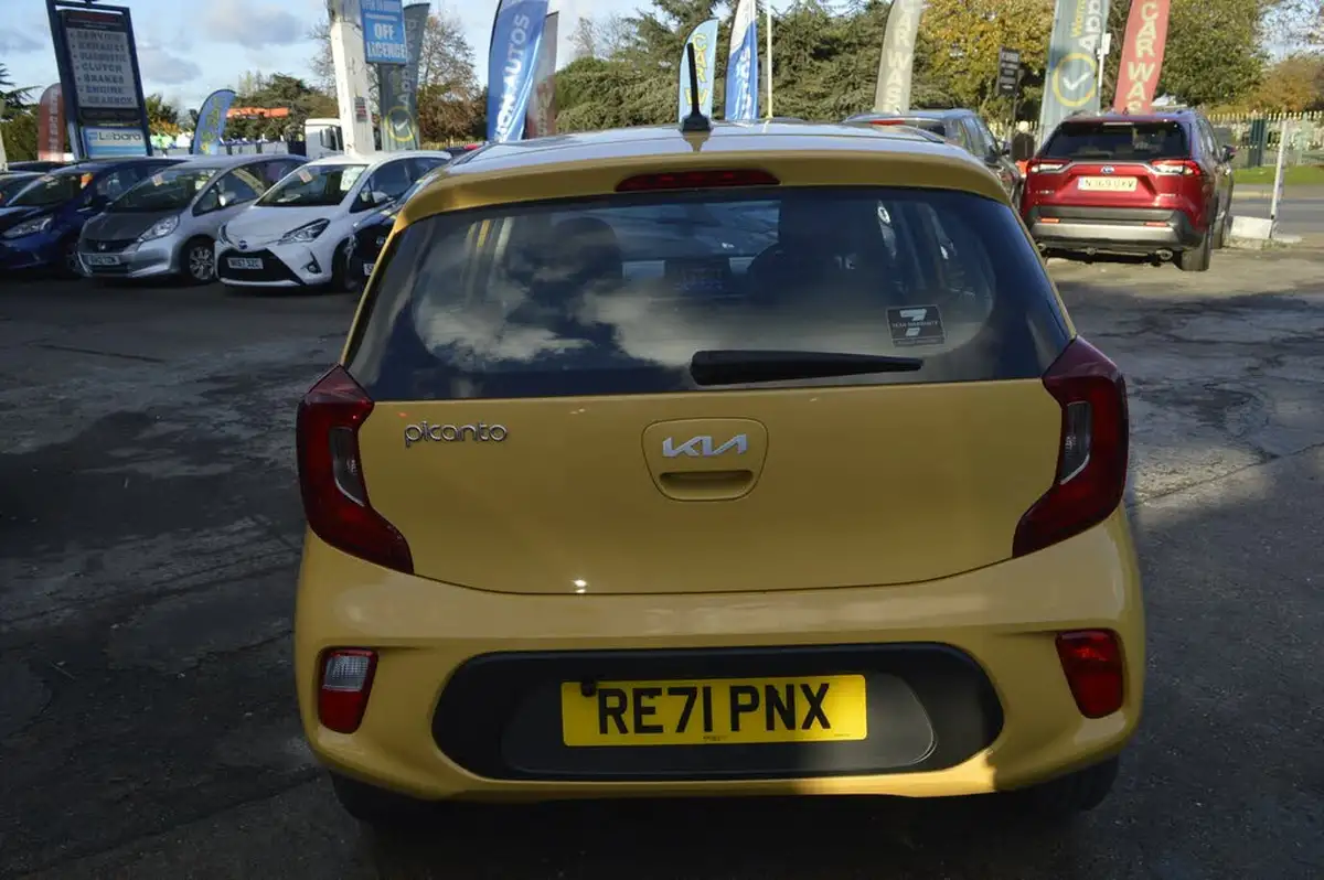 2021-kia-picanto-10-2-auto-seq-big-7