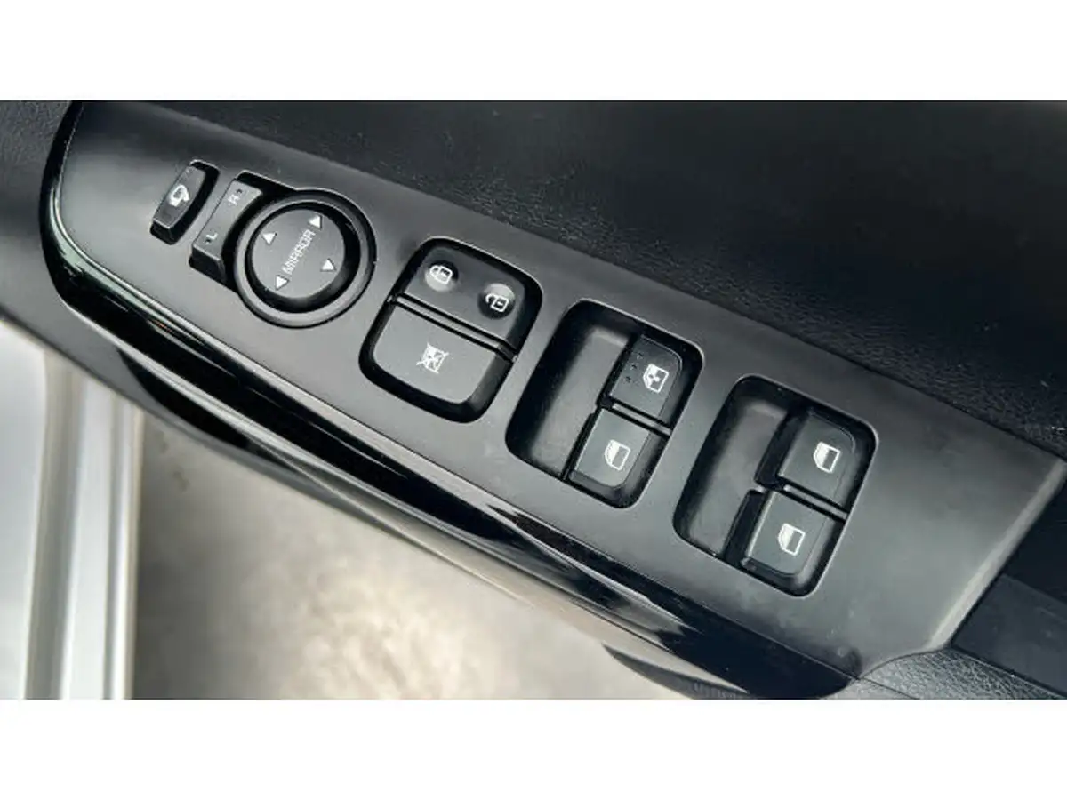 2021-kia-picanto-10-3-big-34
