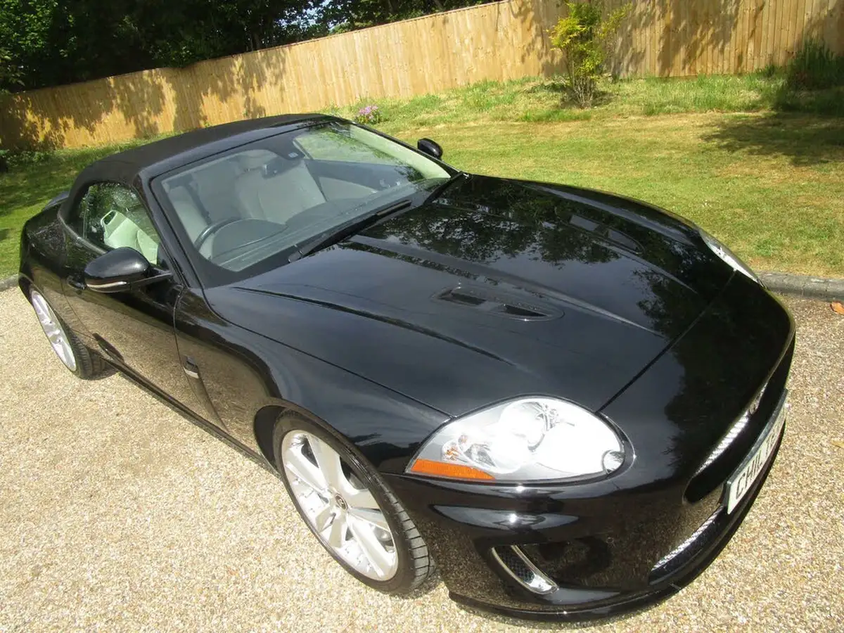 2009-jaguar-xkr-50-convertible-big-6