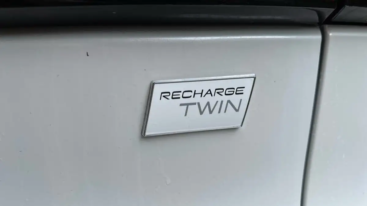 2022-volvo-c40-e-twin-recharge-pro-big-47